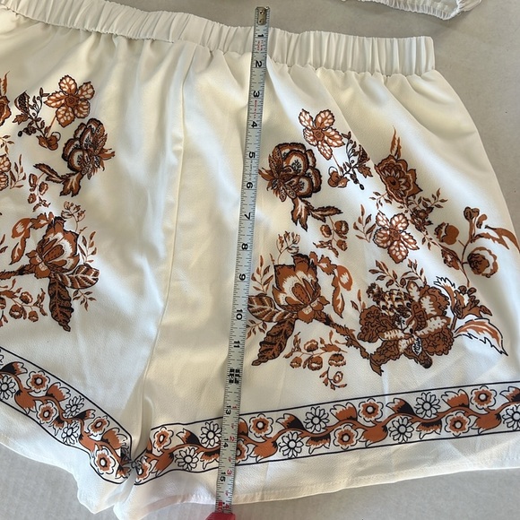 SHEIN VCAY Floral Print Batwing Sleeve Blouse and Shorts size XL EUC - Picture 8 of 12